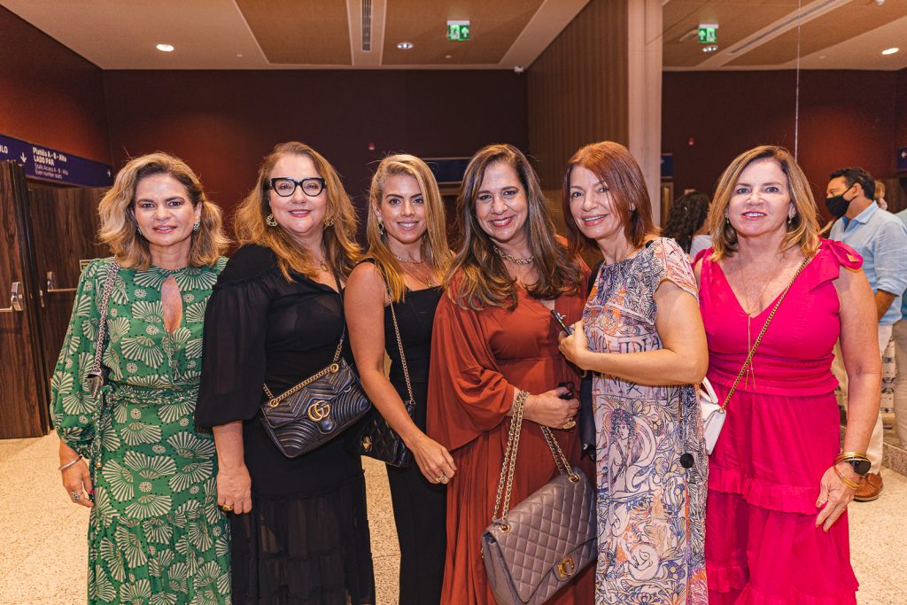 Germana Wanderley, Luiziane Cavalcante, Leticia Studart, Martinha Assuncao, Suzane Farias E Amazonia Albuquerque