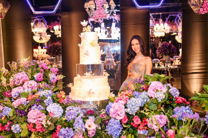 Début - Luxo, requinte e glamour deram o tom da belíssima festa de 15 anos de Giselle Fujita