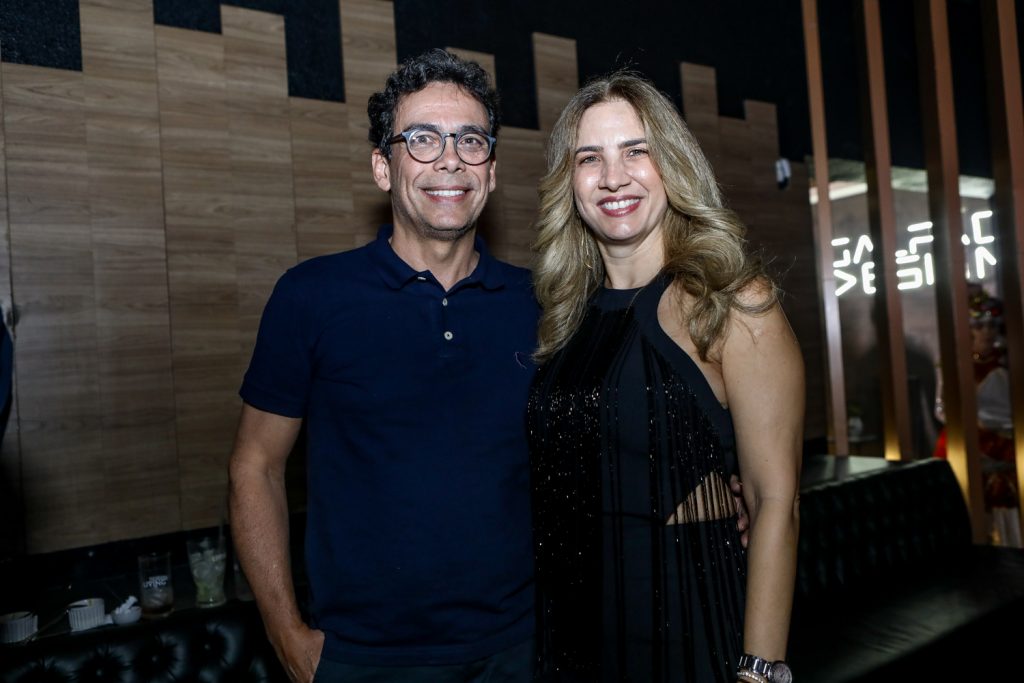 Gustavo E Karmilse Porto