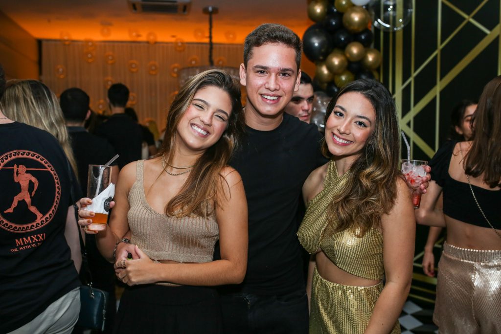 Isabela Pinho,luan Porto E Fernanda Chastinet