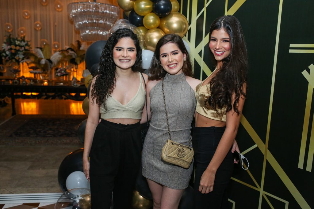 Isadora E Ingrid Queiroz E Bruna Barroso