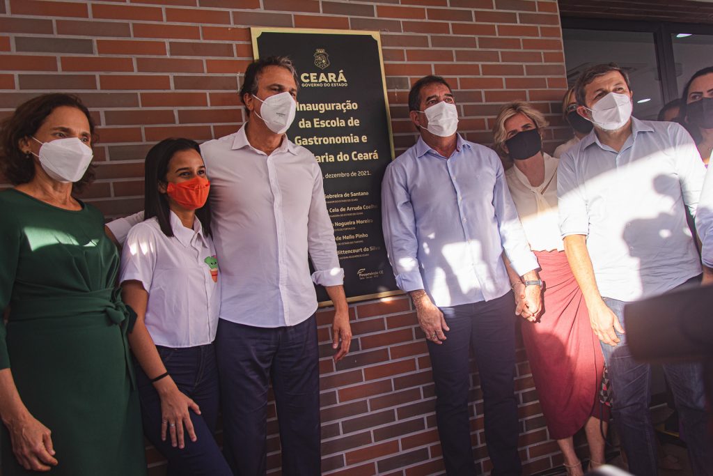 Izolda Cela, Vitoria, Camilo Santana, Luiz Gastao, Eliana Bittencourt E Elcio Batista (1)