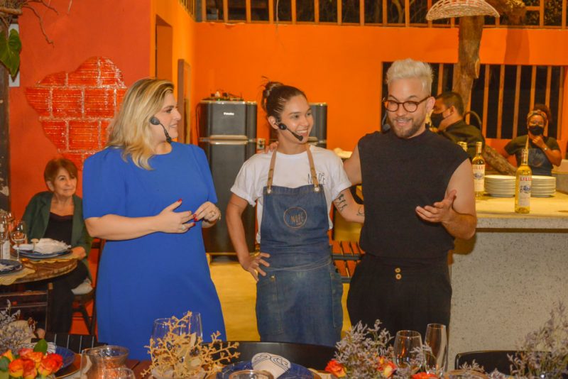 Recebendo em Casa - Chef Bia Araújo assina jantar promovido pelos Mercadinhos São Luiz na CasaCor Ceará