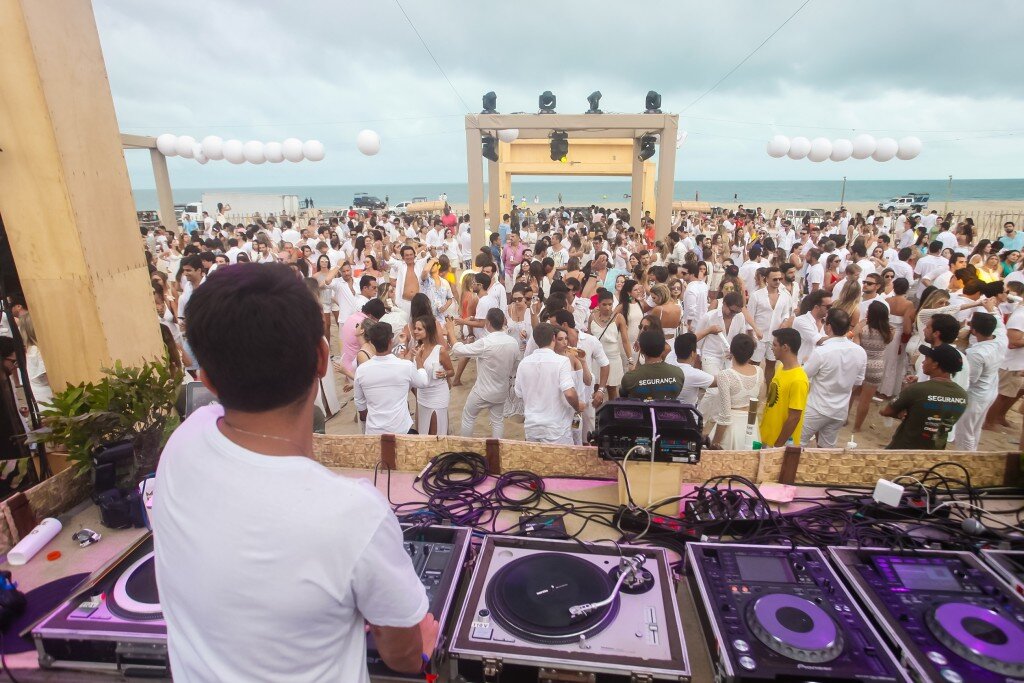 Jorge Mateus, Thiaguinho, Vintage Culture, Pedro Sampaio, Banda Eva, Cat Dealers e Dennis DJ são algumas das atrações do novo Réveillon ViraJeri