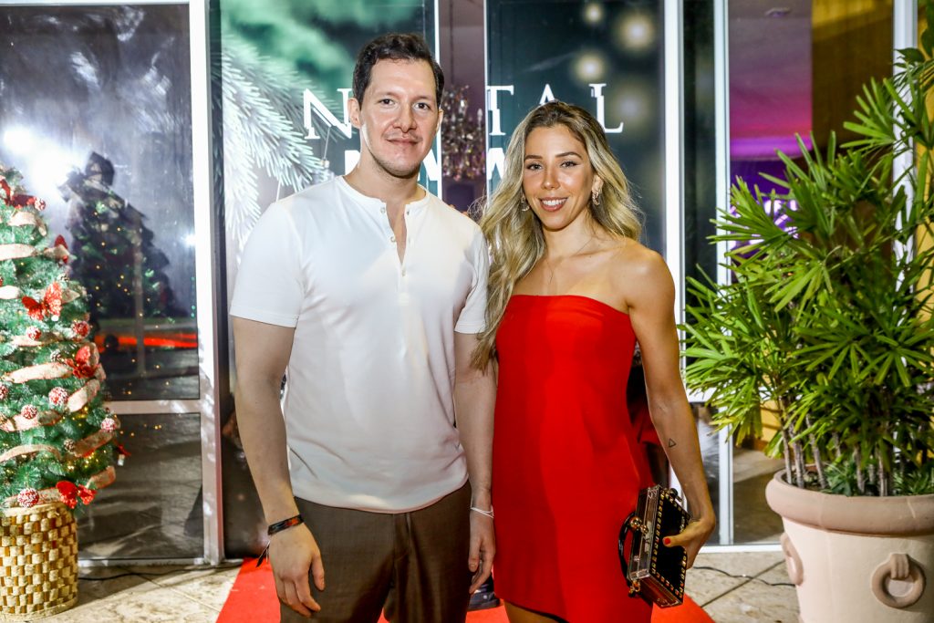 Johnny Fujita E Raissa Rodrigues