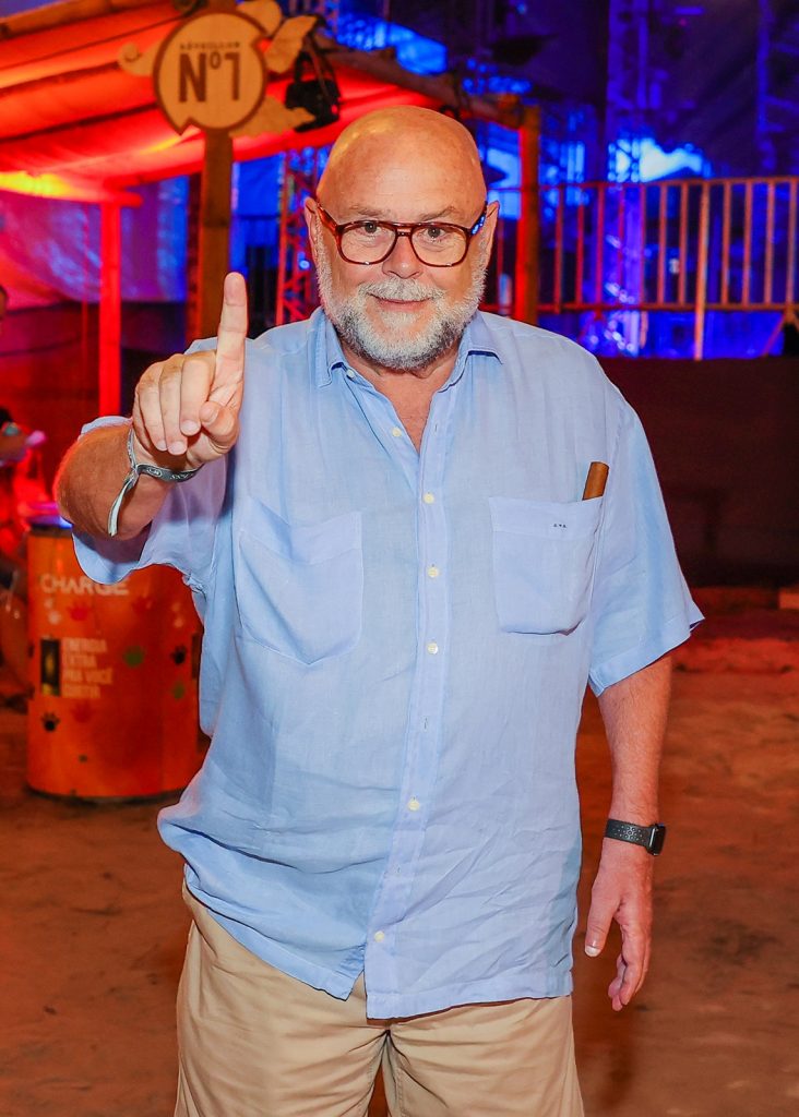 José Victor Oliva 9035