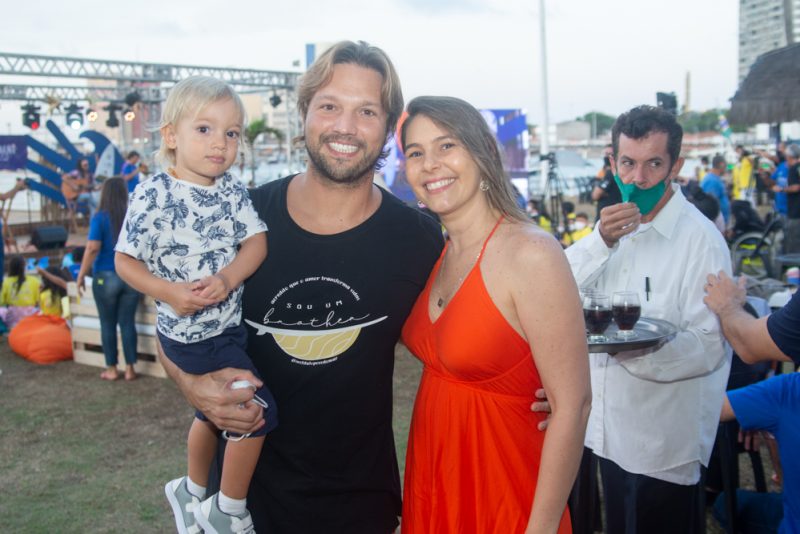 Espalhe Amor - Iate Clube de Fortaleza serve de cenário para live natalina do Instituto Povo do Mar