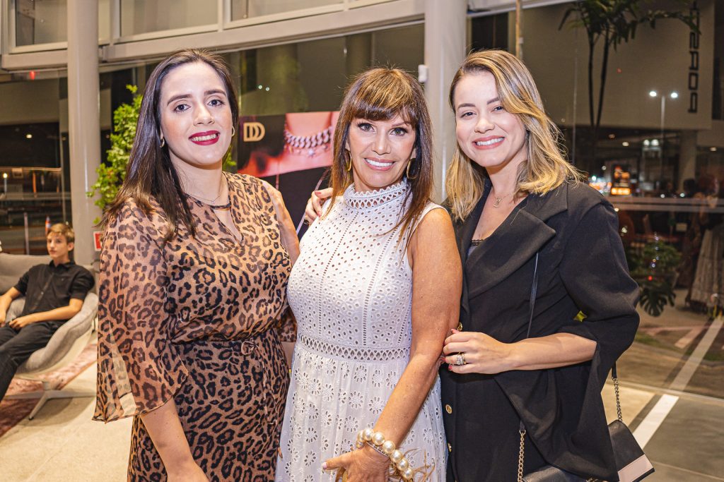 Lara Costa, Maria José Lopes E Emanoela Lacerda