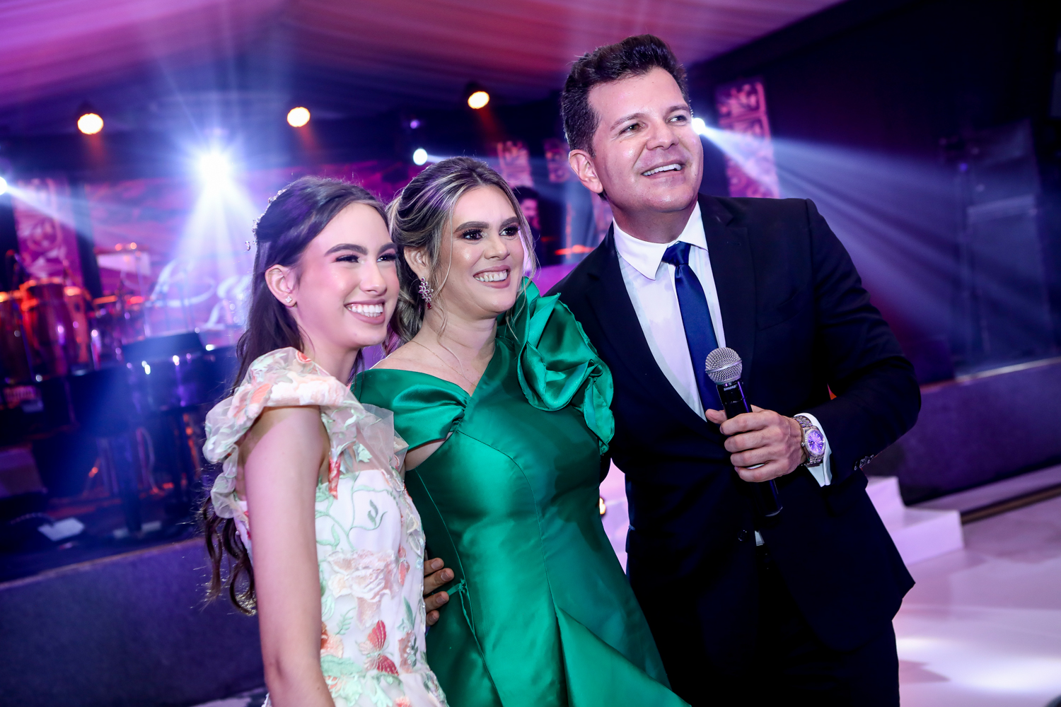 Larissa, Daniele E Luis Lafuente, Gustavo Serpa