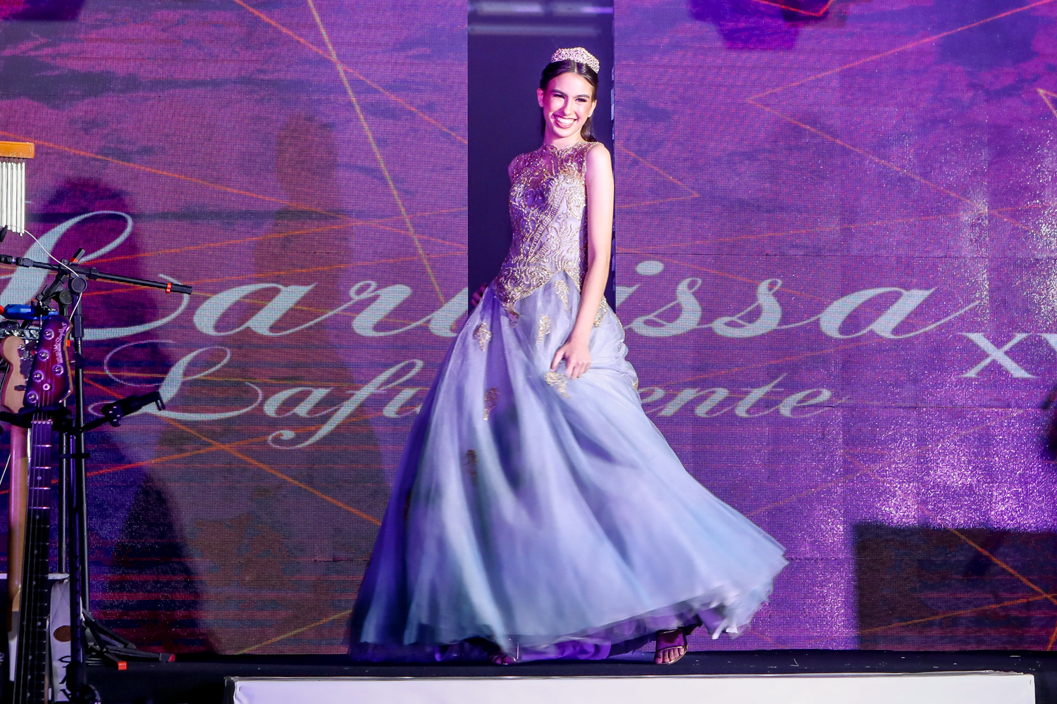 Larissa Lafuente (17)