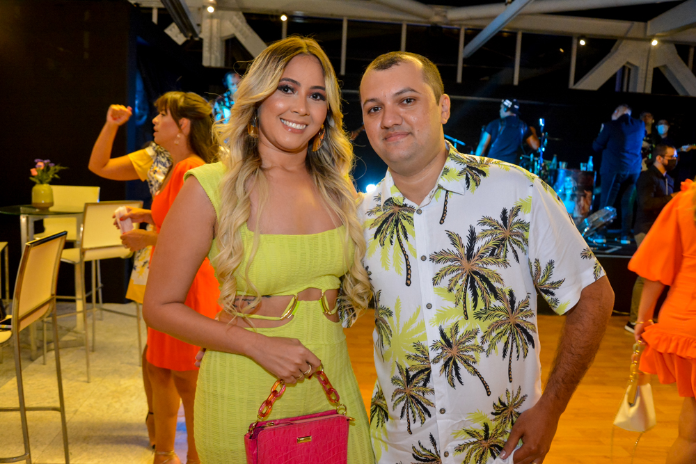 Larisse Mendes E Marcio Filho