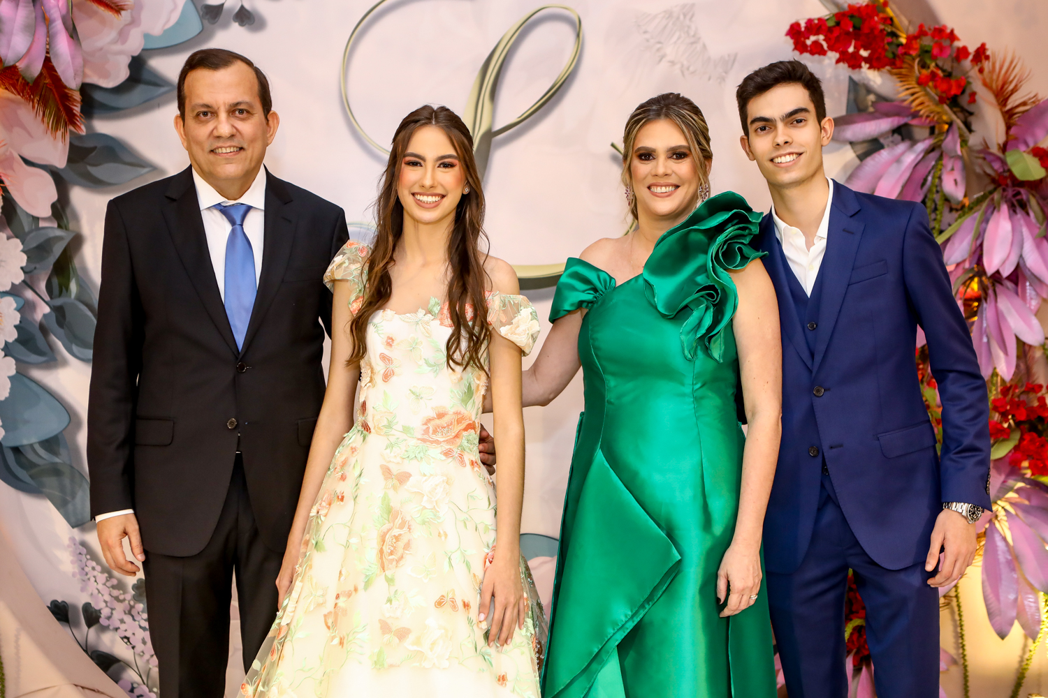 Luis, Larissa, Daniele E Pedro Lafuente (3)