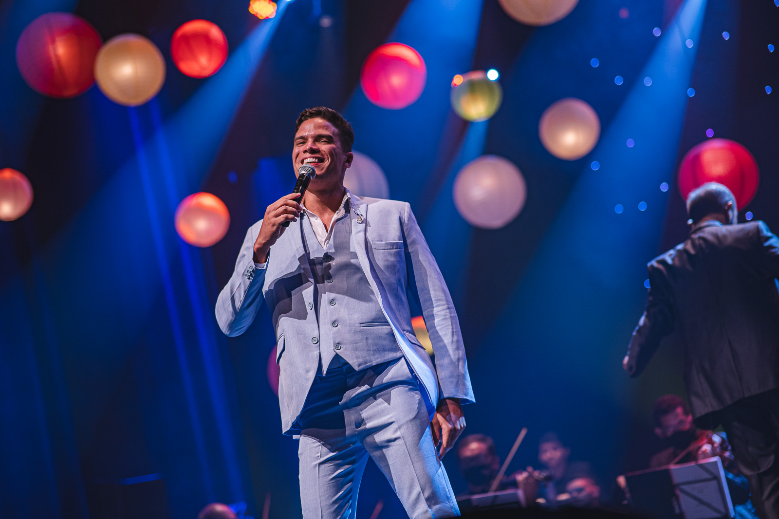 Marcos Lessa celebra 15 anos de carreira com novos projetos para 2022