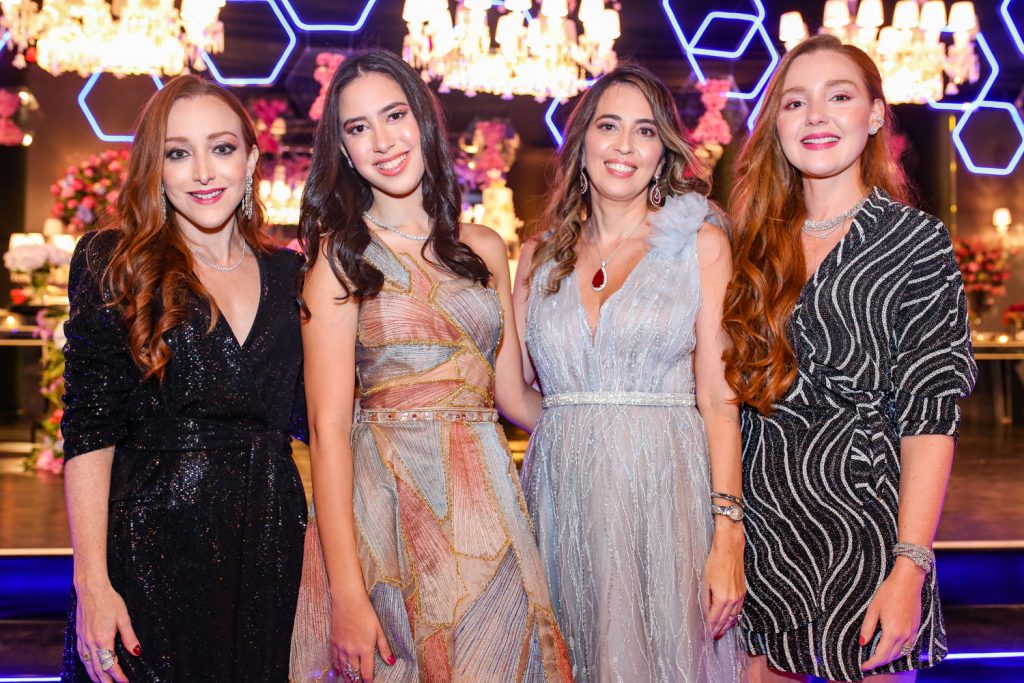 Mariah,giselle,dulce E Larissa Fujita