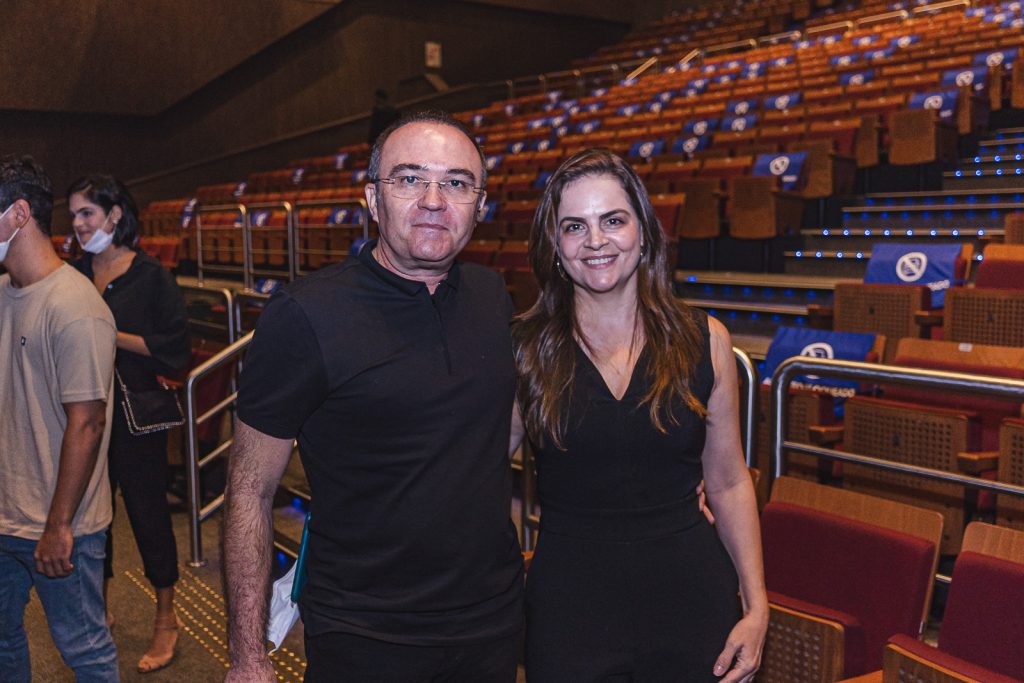 Mario E Gabriela Aragao