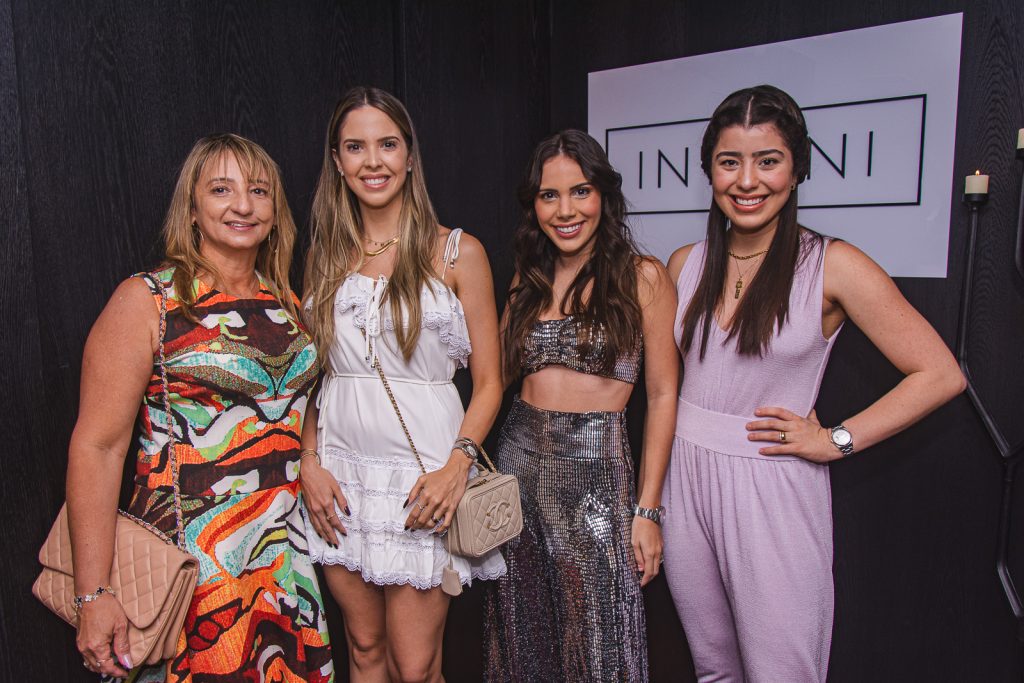 Nara Magalhaes, Yasmim Magalhaes, Nicole Vasconcelos E Rayssa Cavalcante