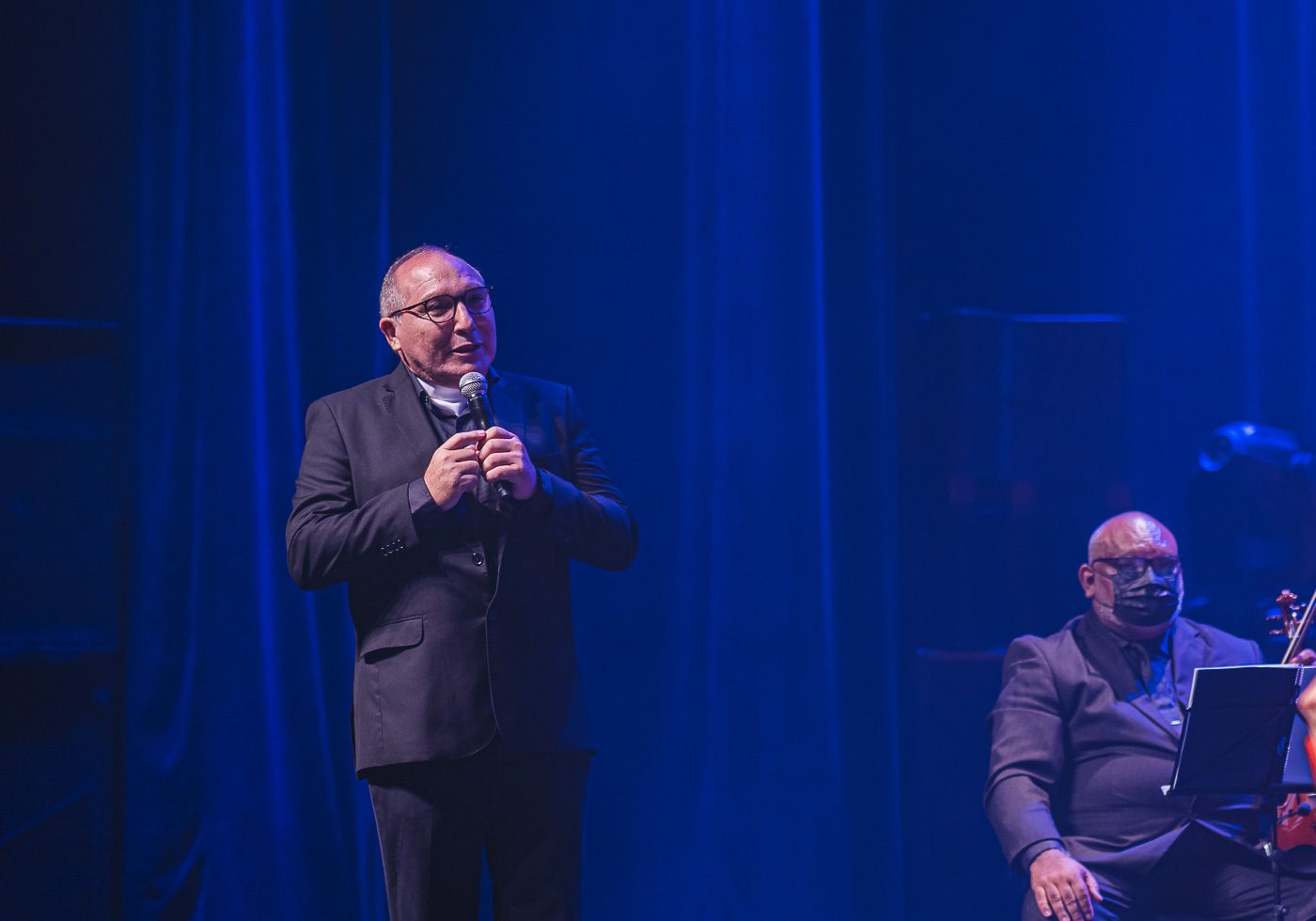 Padre Eugênio Pacelli comanda a segunda edição da Benção de Natal do RioMar Fortaleza
