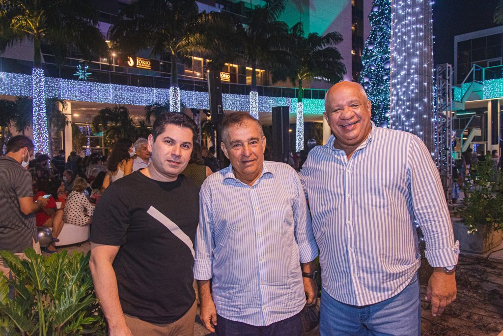 
				Pompeu Vasconcelos, Claudio Targino E Pedro Alfredo
				