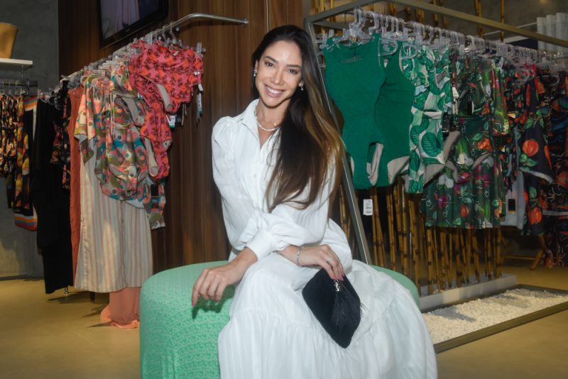 New collection - Manuela Melo agita a Meio Tom com o lançamento da Coleção Reza a Lenda