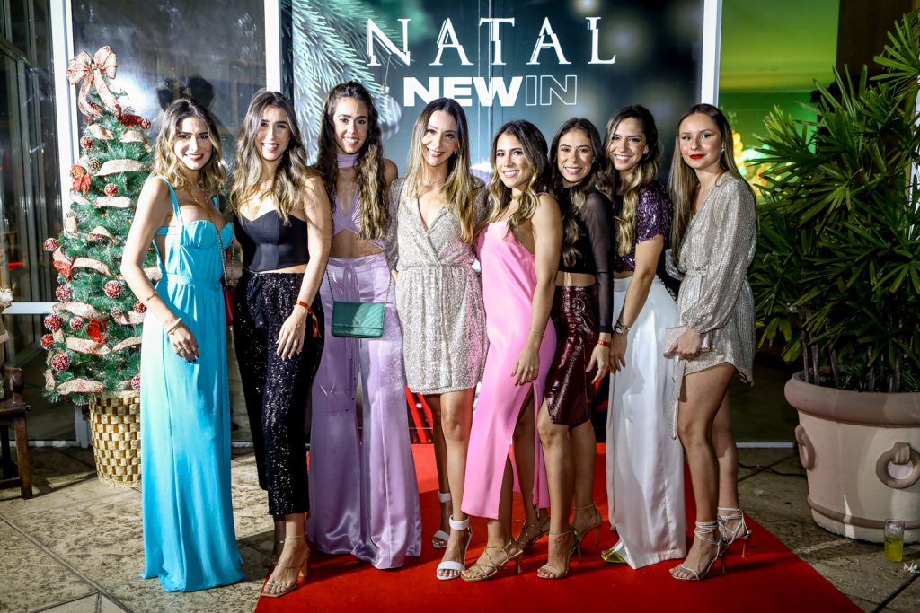 Raissa Miranda, Ysla Luz, Julia Leal, Mariana Vasconcelos, Victoria Macedo, Bia Lima, Mila Twardy E Lais Noronha (2)