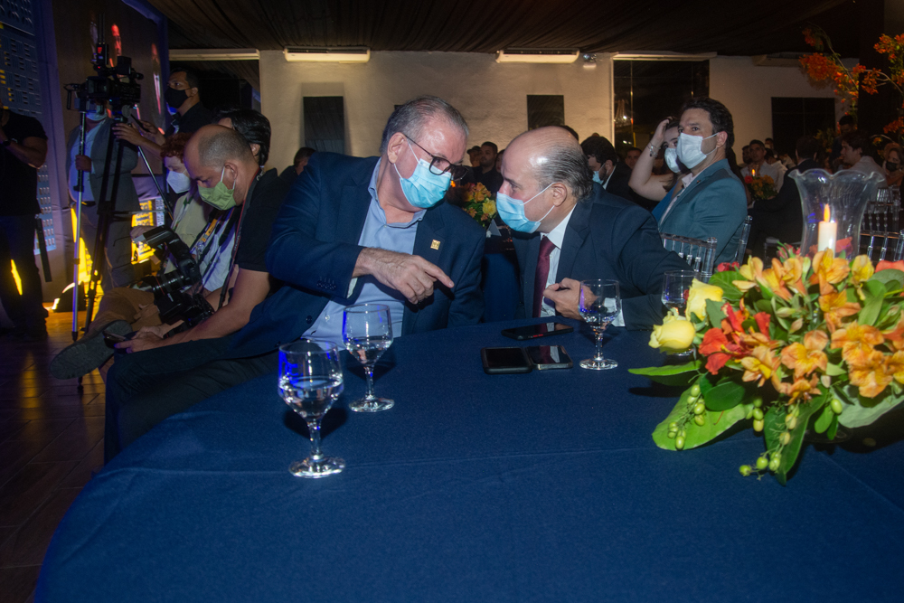 Ricardo Cavalcante E Roberto Claúdio