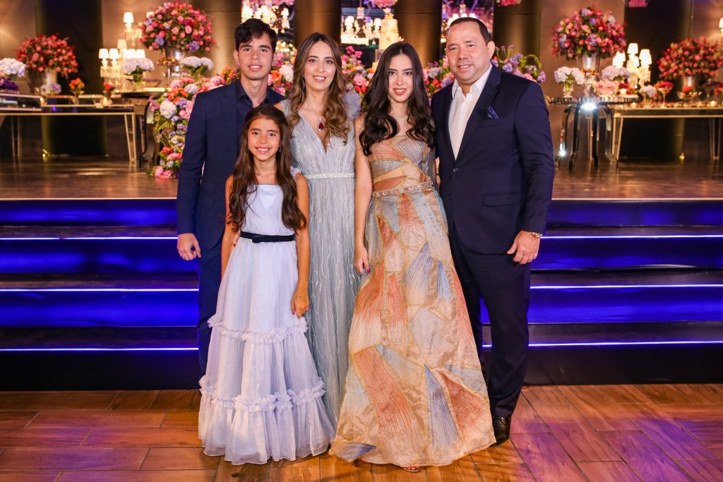 Sarah,edmar, Dulce,giselle E Duduca Fujita (2)