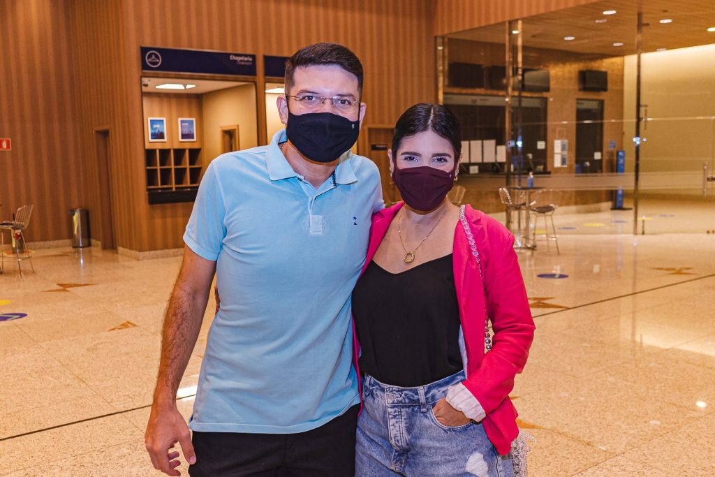 Tales Lima E Erica Tavares