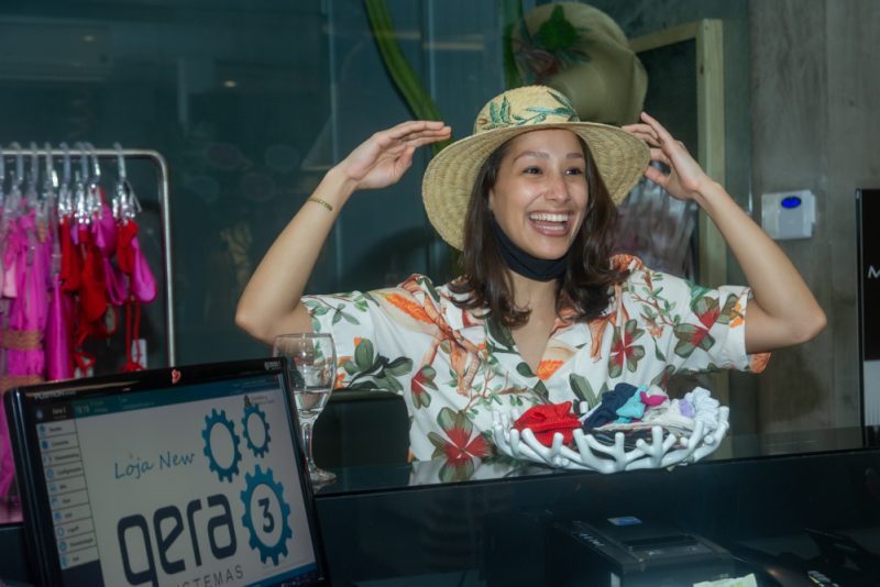 New collection - Manuela Melo agita a Meio Tom com o lançamento da Coleção Reza a Lenda