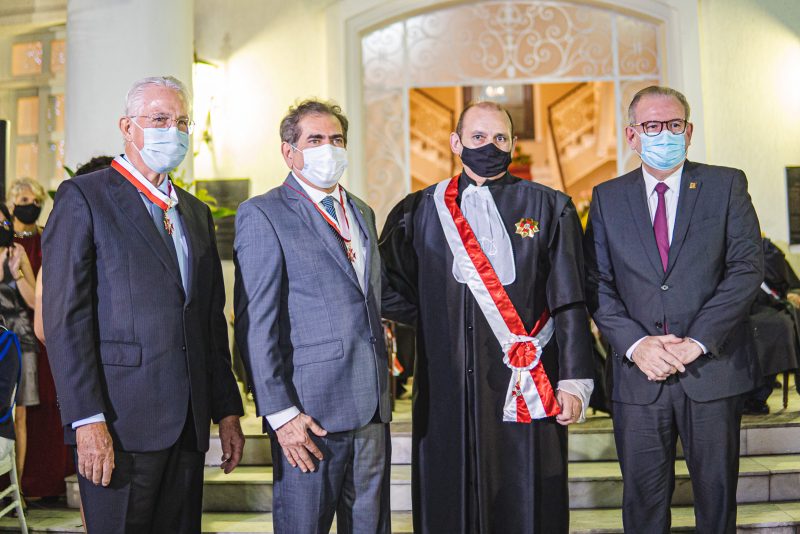 Honraria - TRT-CE homenageia personalidades com a Medalha da Ordem Alencarina do Mérito Judiciário do Trabalho