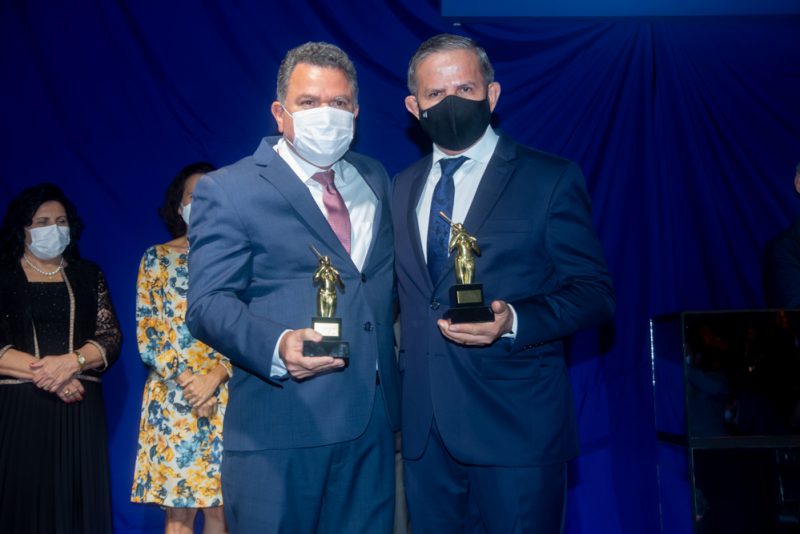Lojista do Ano - Valdemir Rolim de Sousa e Gerardo Vieira Albuquerque são agraciados com o Troféu Iracema