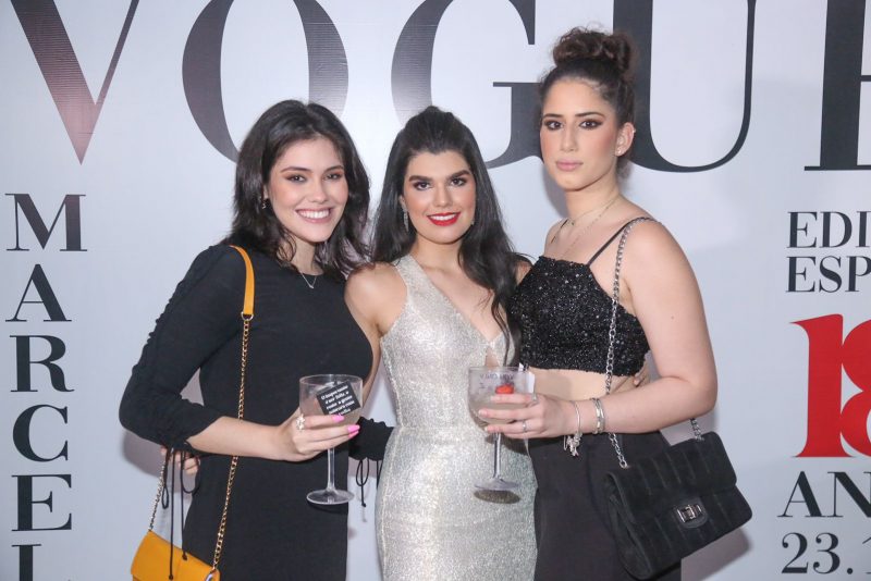 Sessão Parabéns - Charme e sofisticação marcam a festa de 18 anos de Marcelle Câmara