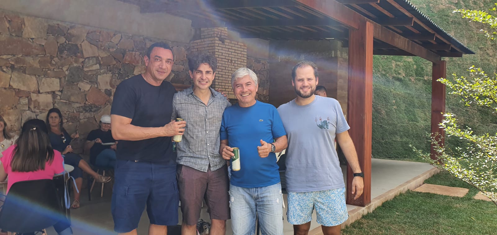 Luís Nunes e Jonathan Magalhães realizam confraternização em Guaramiranga Luís Nunes e Jonathan Magalhães realizam confraternização em Guaramiranga