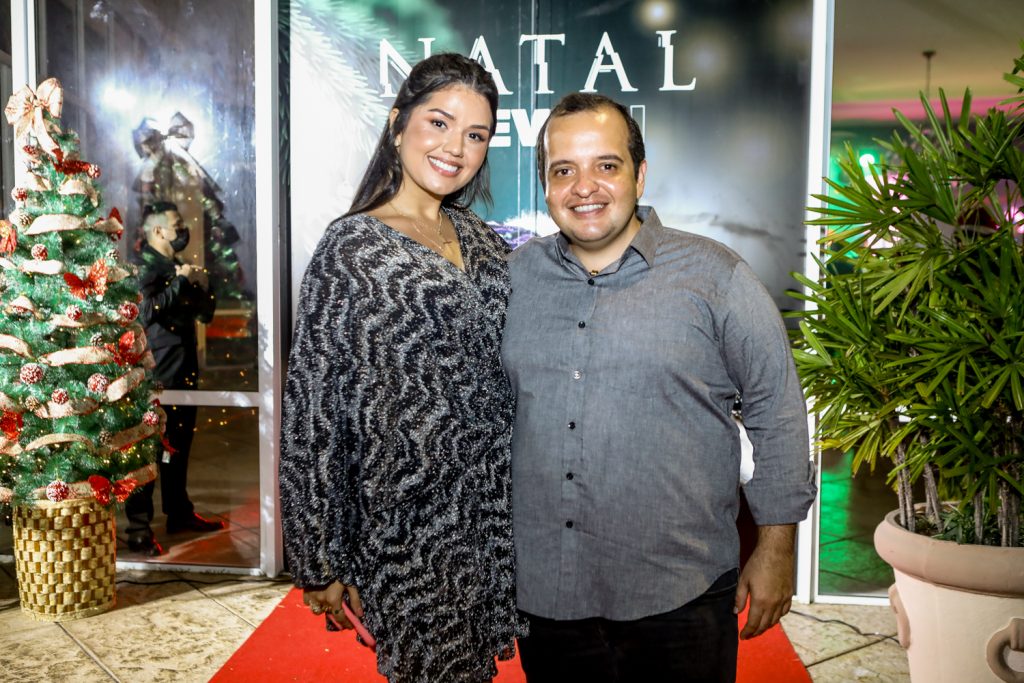 Yasmin Mndonça E Silvio Sobreira