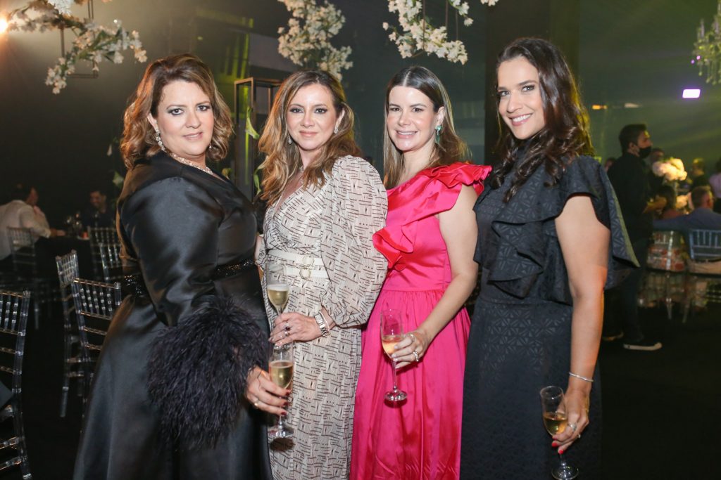 Claudia Felix,emilia Buarque,lilian Girão E Lara Ximenes