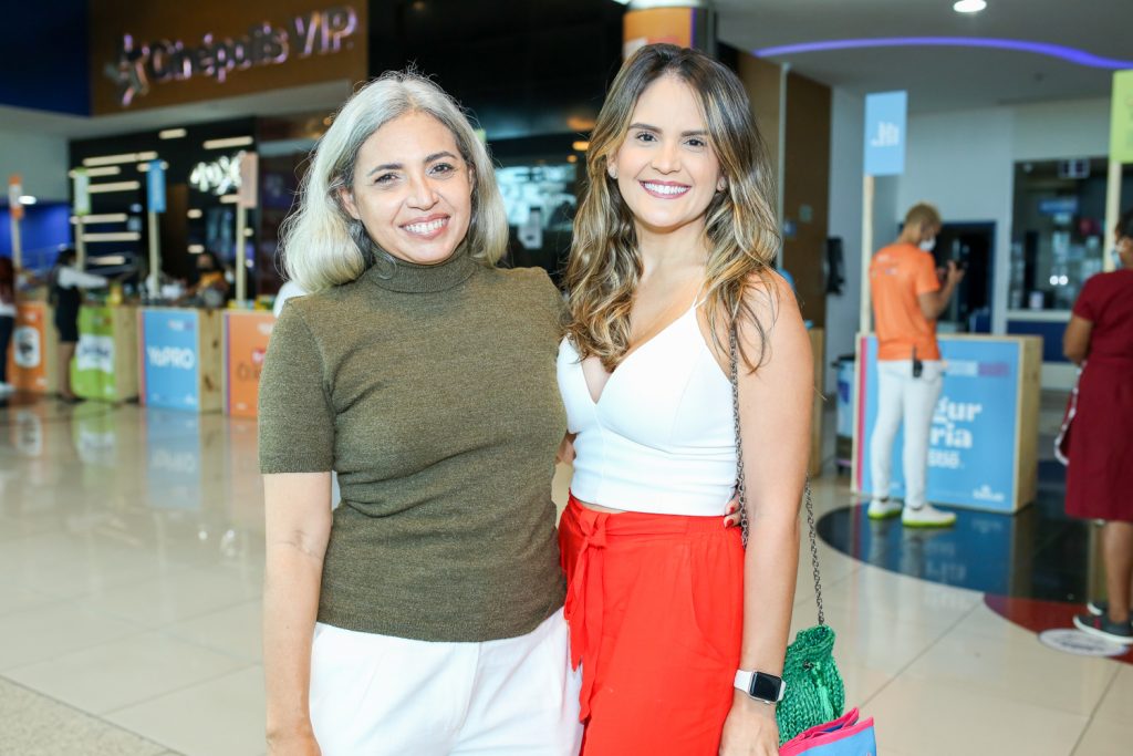 Claudia Marques E Marianni Gomes