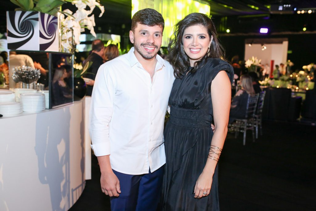 Edmar Feitosa E Camile Bezerra