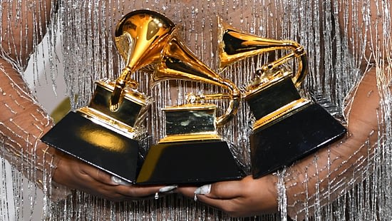 Grammy 2022 é adiado devido a nova onda de covid-19 nos EUA