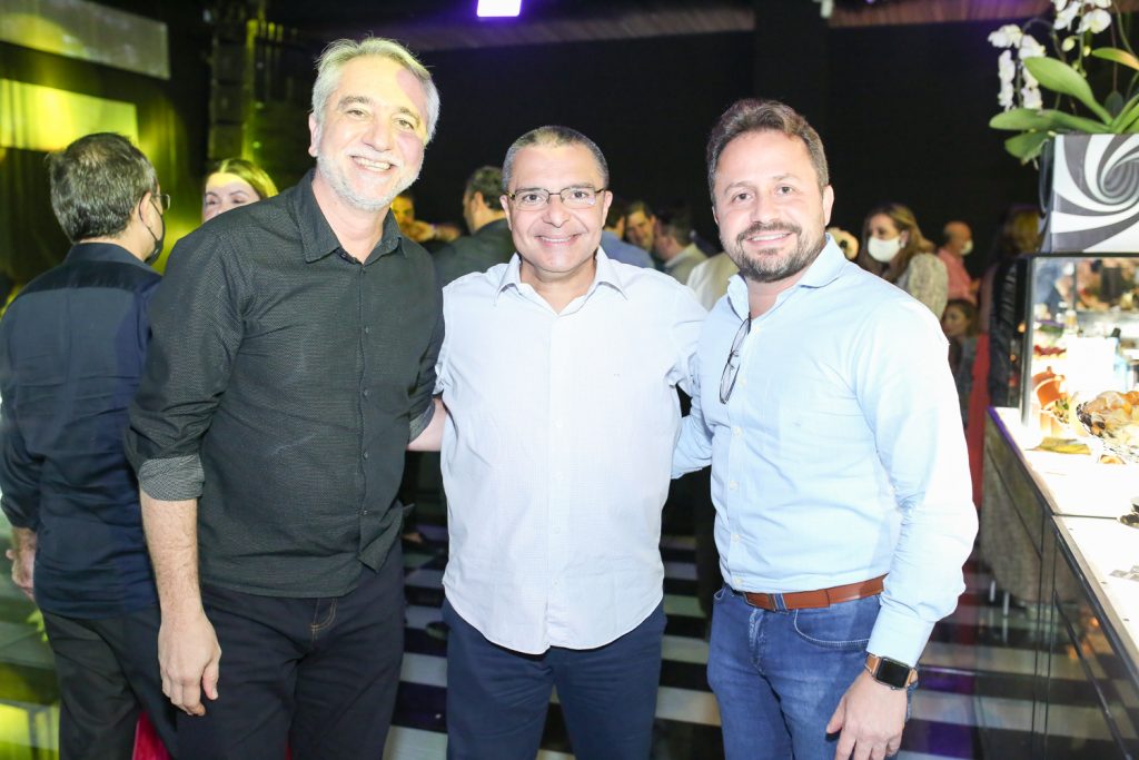 Mauro Costa,daniel Demetrio E Romulo Dias