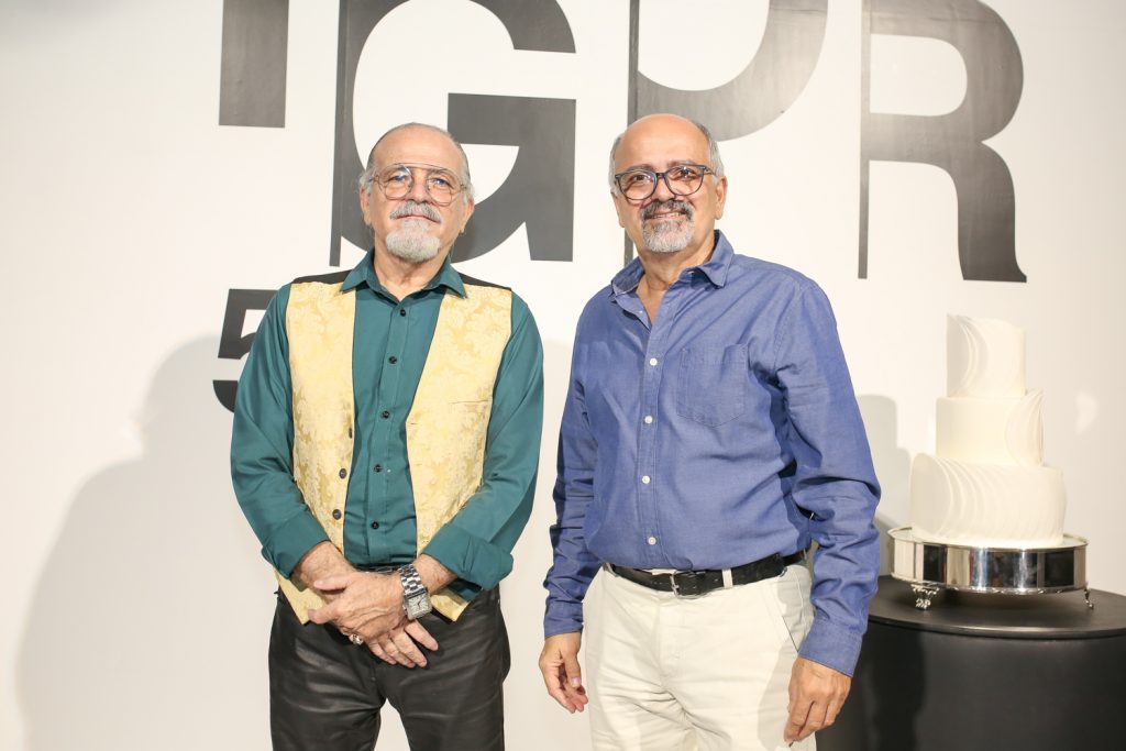 Reginaldo E Adriano Vasconcelos