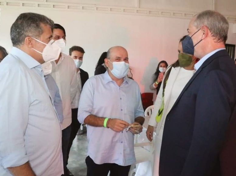 Roberto Cláudio participa do lançamento da pré-candidatura de Ciro, em Brasília