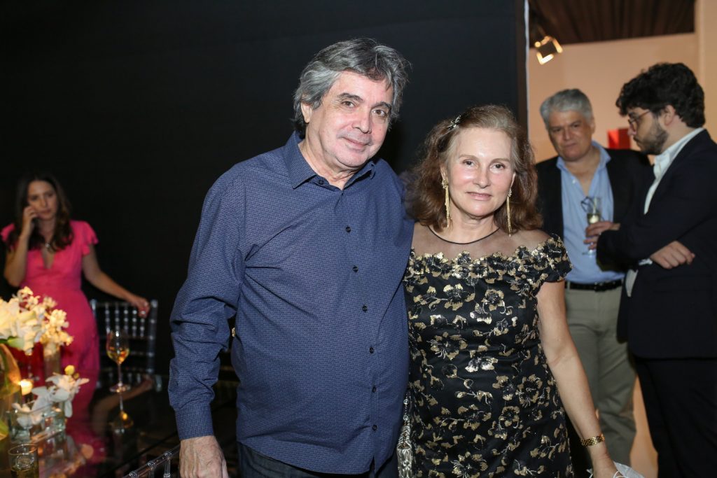 Totonho Laprovitera E Renata Jereissati