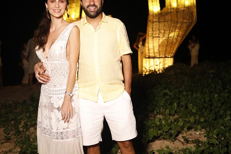 Welcome 2022 - Festa do Taípe reúne sobrenomes poderosos e mulheres lindas em virada do ano no sul da Bahia