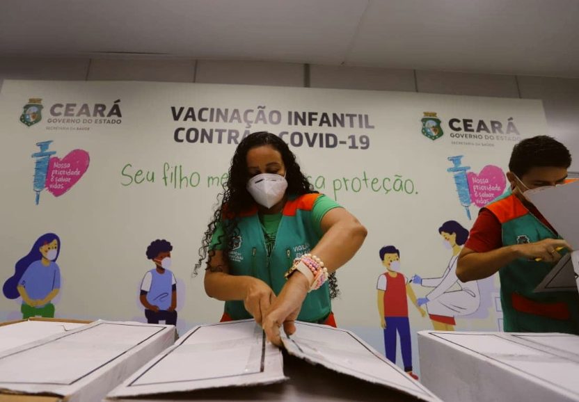 Governo do Ceará recebe novo lote com 55,1 mil vacinas pediátricas da Pfizer
