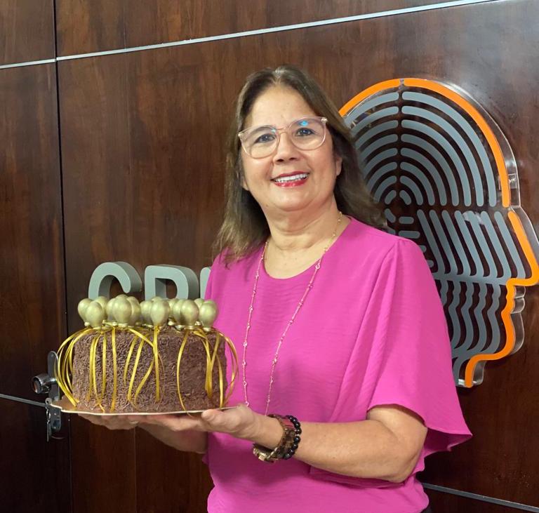 Diretora do CRIO, Suely Kubrusly é a querida aniversariante desta segunda-feira (31)