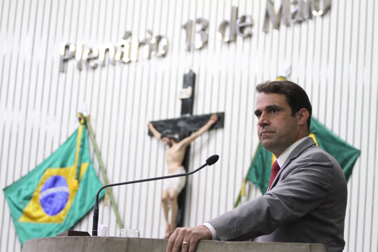 Deputado Salmito destaca conquistas da gestão de Vitor Valim em Caucaia