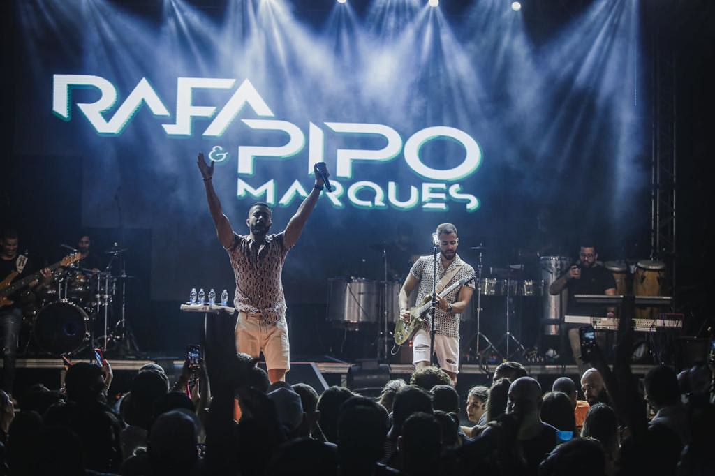 Pedro Sampaio e Rafa e Pipo comandaram o agito no Baile Barra Ondina