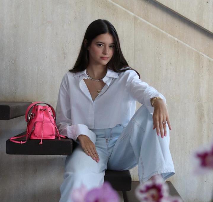 6b4ffc10 A32c 40f2 8419 Dca38eef1fa2