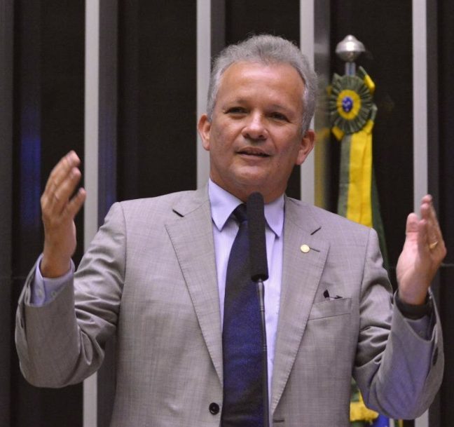 André Figueiredo assume a liderança do PDT na Câmara Federal pela sexta vez