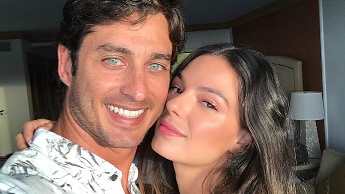 Atriz Isis Valverde e empresário André Resende encerram casamento de três anos Atriz Isis Valverde e empresário André Resende encerram casamento de três anos