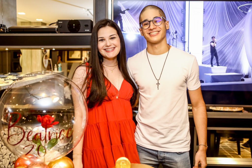 Beatrice Vasconcelos E Pedro Lucas